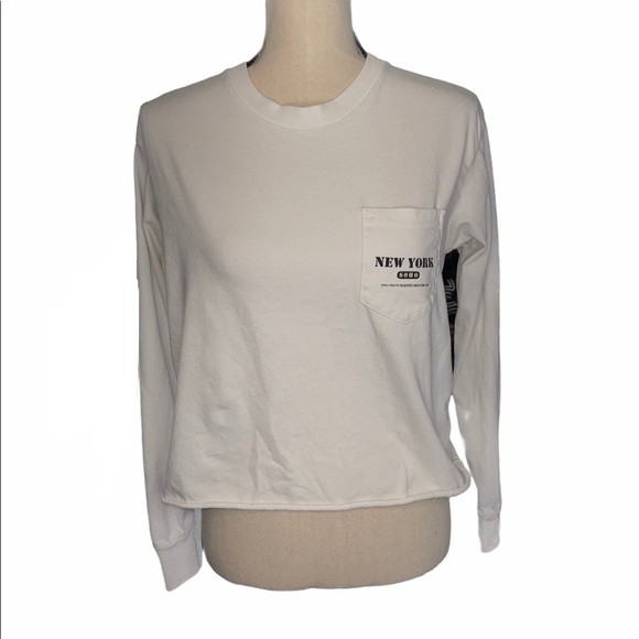 Brandy Melville Soho New York Long Sleeve Crop Tee